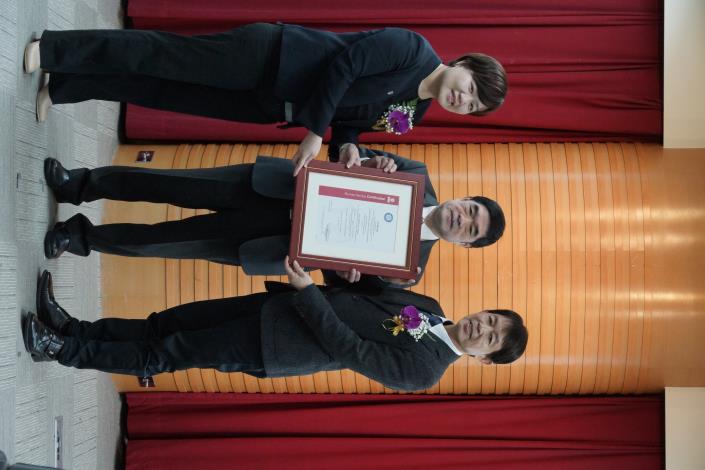 特輯2 SAF永續航空燃油_授證照片.JPG