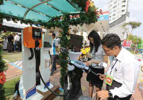 CPC's smart green gas station project advances: its Tainan city site showcases multiple power supply and storage systems.